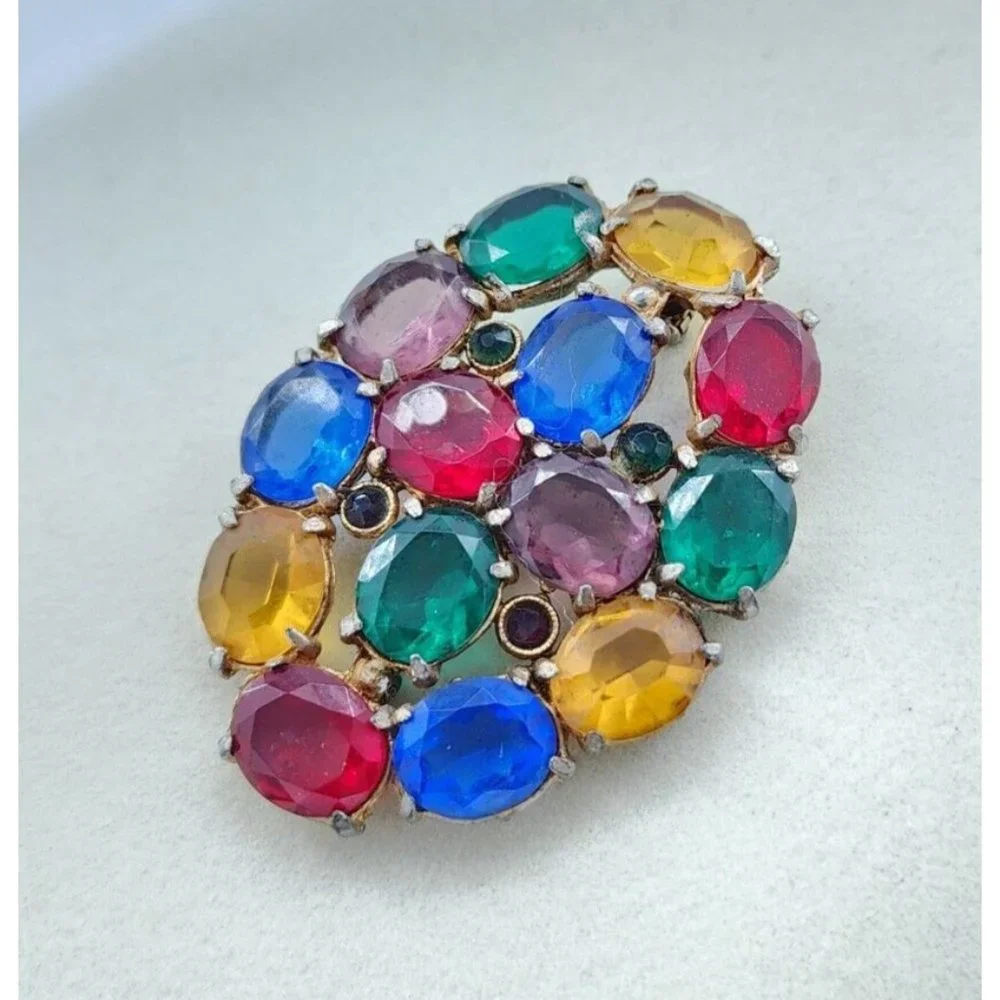 Vintage Unbranded Gold Tone Oval Brooch Multicolor Rhinestone Fruit‎ Salad Heavy